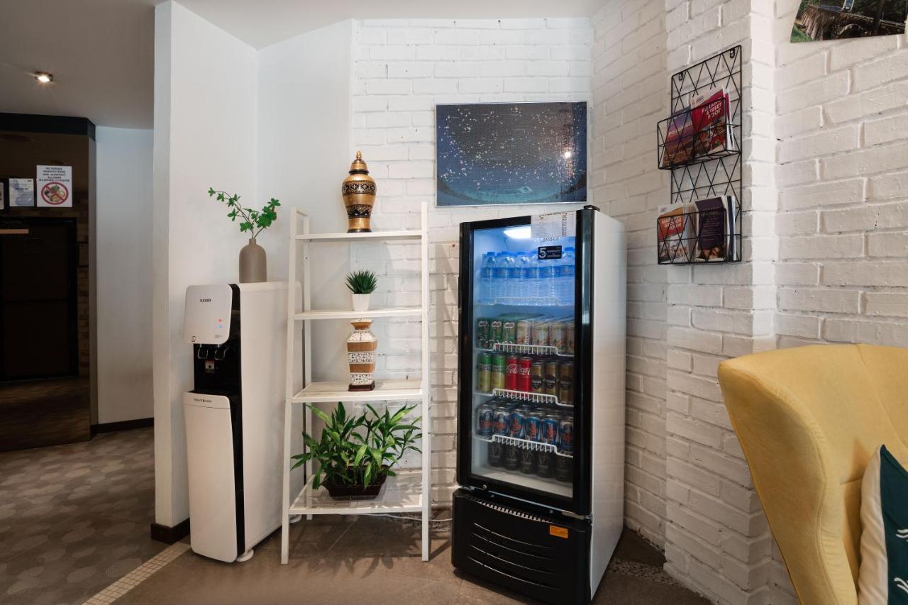 Apple Hotel Times Square Джордж Таун Екстериор снимка