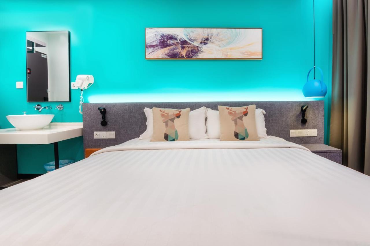 Apple Hotel Times Square Джордж Таун Екстериор снимка