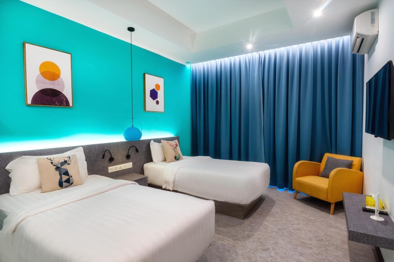 Apple Hotel Times Square Джордж Таун Екстериор снимка