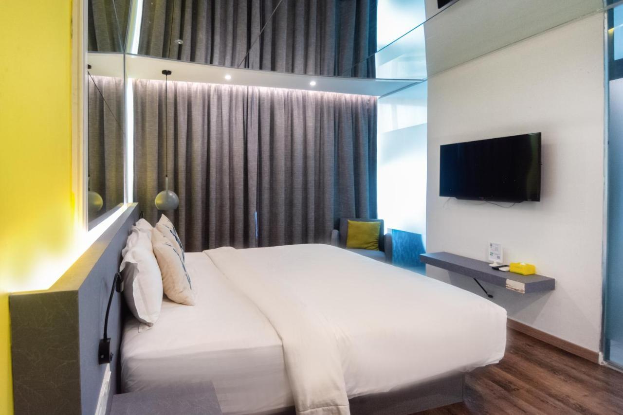 Apple Hotel Times Square Джордж Таун Екстериор снимка