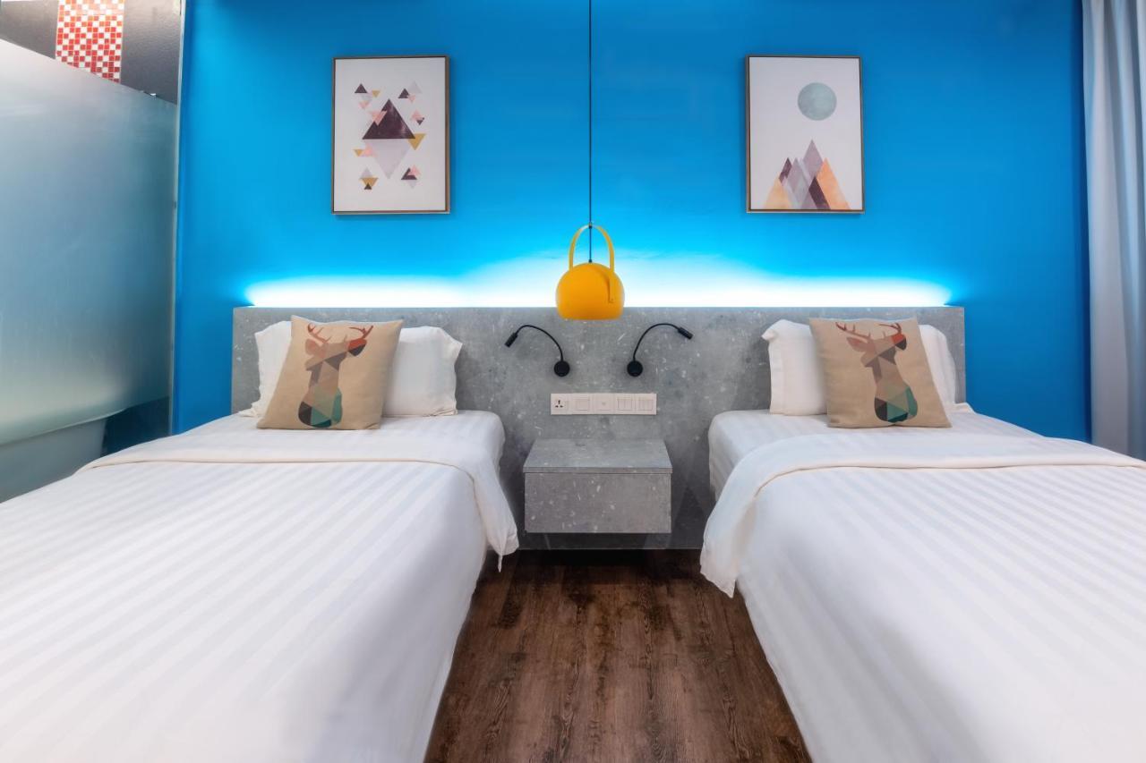 Apple Hotel Times Square Джордж Таун Екстериор снимка