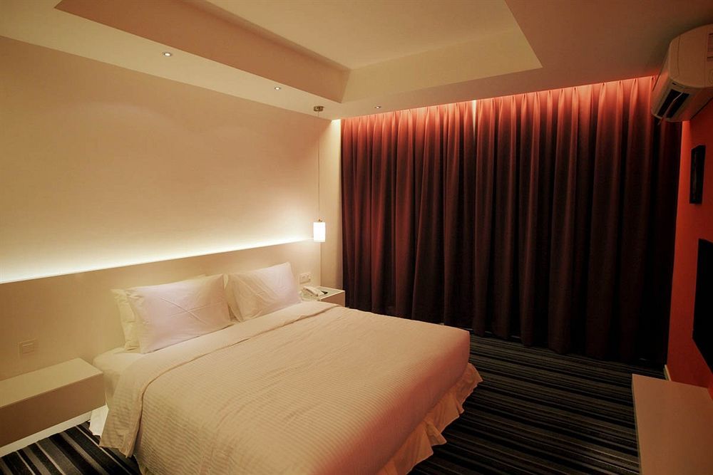 Apple Hotel Times Square Джордж Таун Екстериор снимка