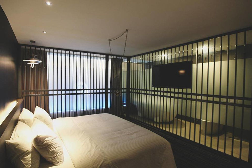Apple Hotel Times Square Джордж Таун Екстериор снимка